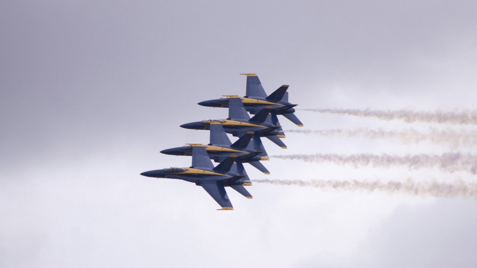 “中超联赛第一轮精彩瞬间回放”，2021年中超联赛第一轮