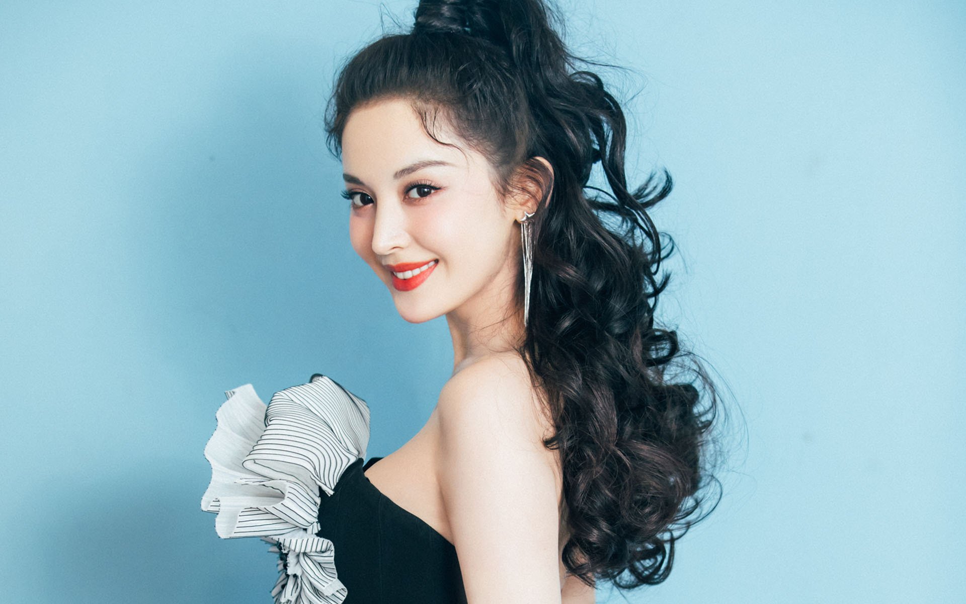 LEYU乐鱼体育官方网站-未来之星：青少年台球锦标赛热烈进行，全国青少年台球比赛