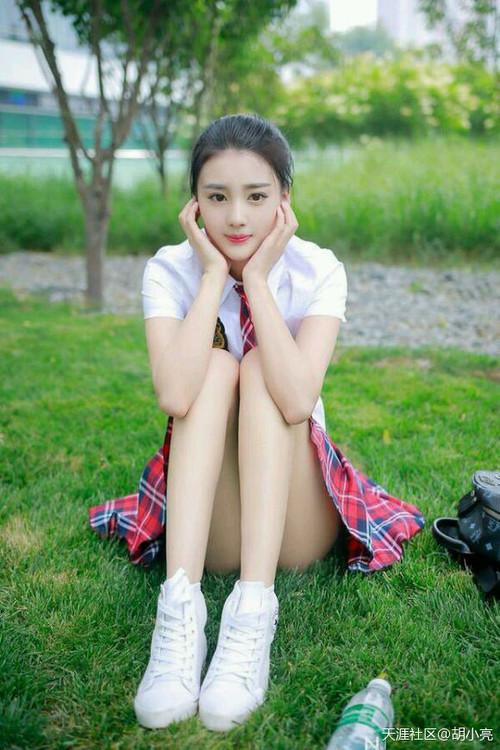 乐鱼电竞在线平台-尤文图斯客场告捷，继续崭露头角傲视群雄，尤文图斯官宣