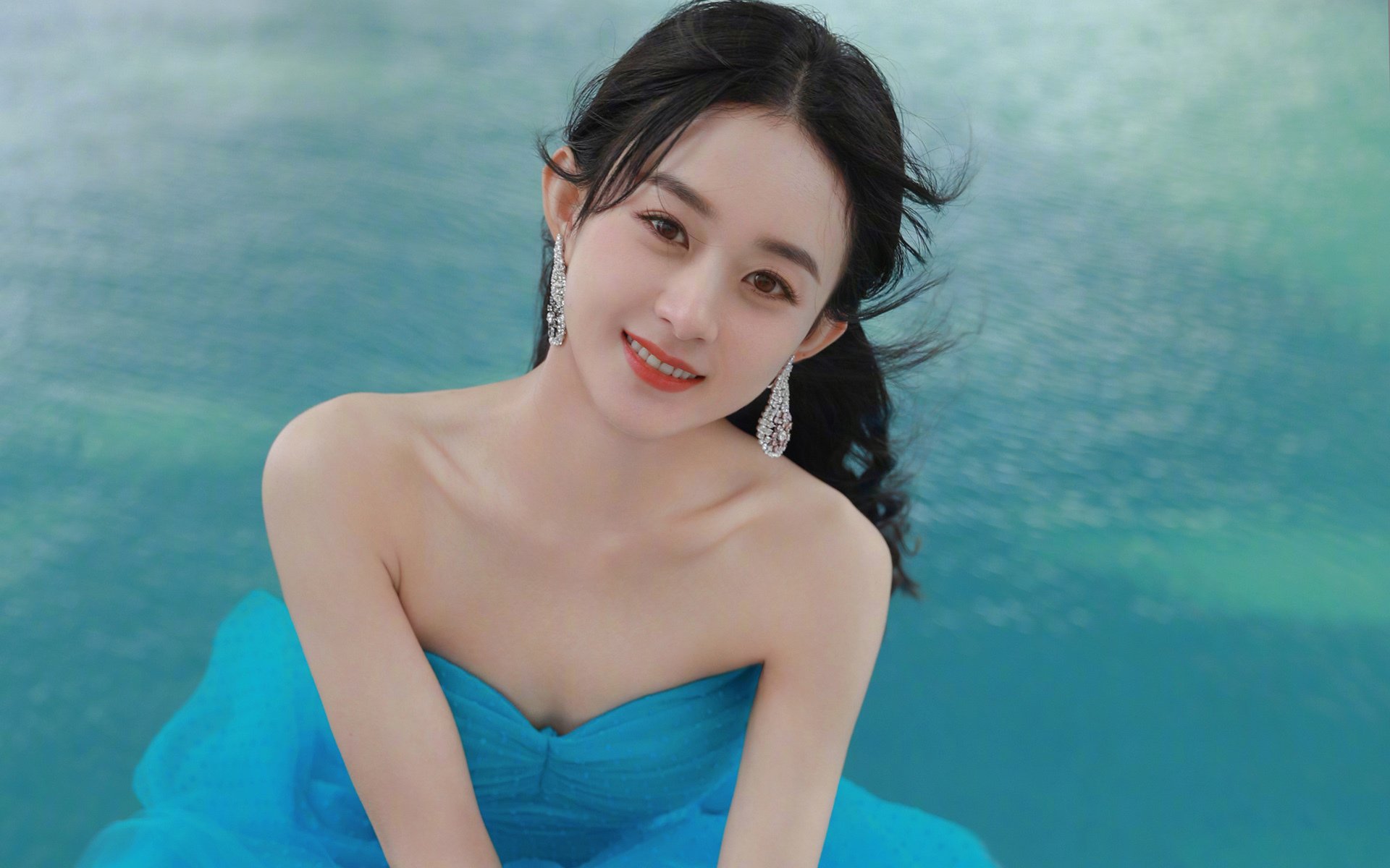 格拉纳达取得巨大突破，晋级联赛，格拉纳达足球俱乐部最新消息